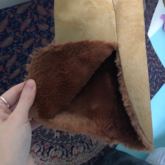 Vintage GUESS Real Leather Jacket - Picture 4 of 7